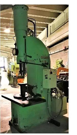 Usato PRESSA IDRAULICA GALDABINI 30 TON