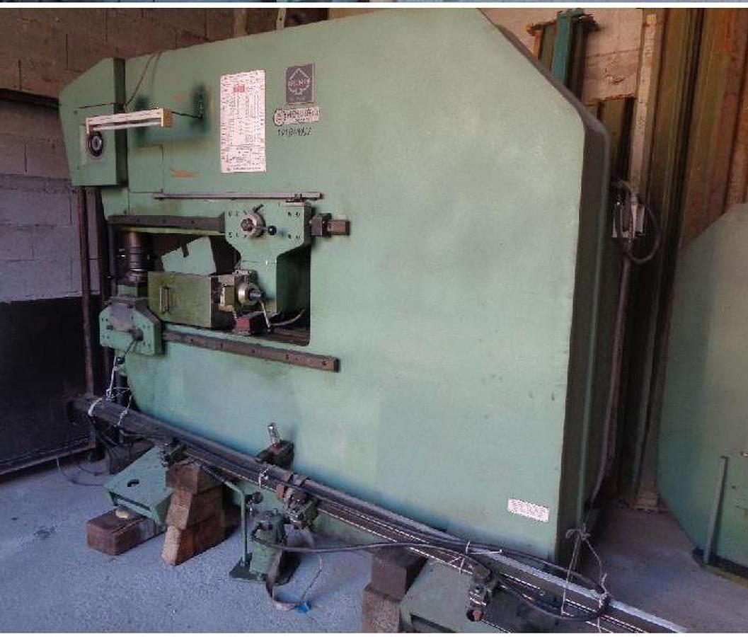 Usato PUNZONATRICE RODITRICE TRUMPF CS 20 A