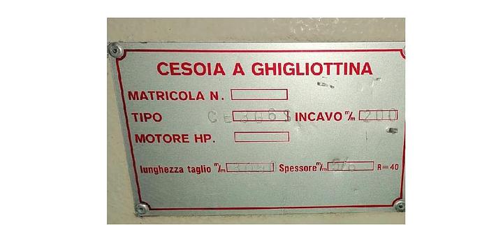Usato CESOIA OMAG 3000X5/6