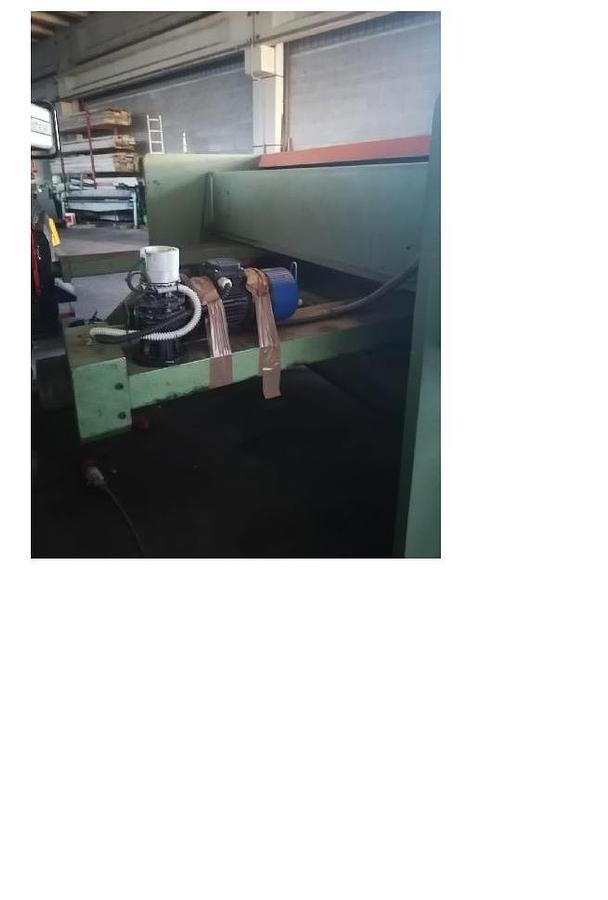 Usato CESOIA ECLAIR/DELEMONT 2000X6