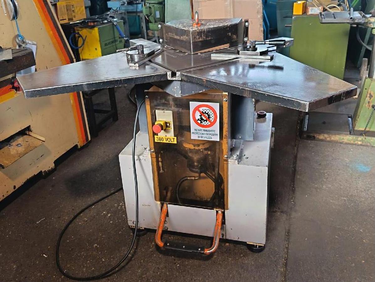 Usato SCANTONATRICE APOLLO TIPO TF204