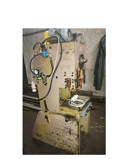 Usato N.1 PRESSA ECC.RISPO 25 TON