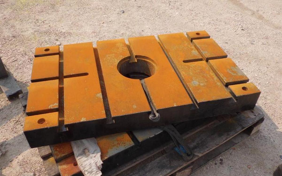 Usato PIANI DI LAVORO IN GISA E ACCIAIO