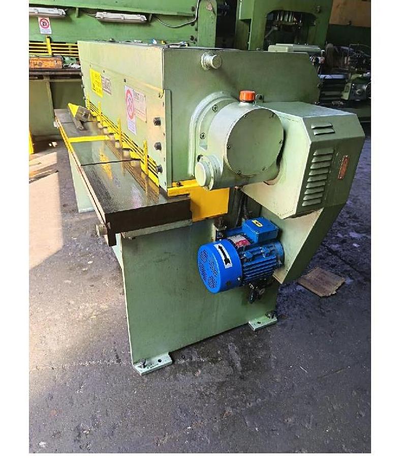 Usato CESOIA FEMAS 1500X2,5