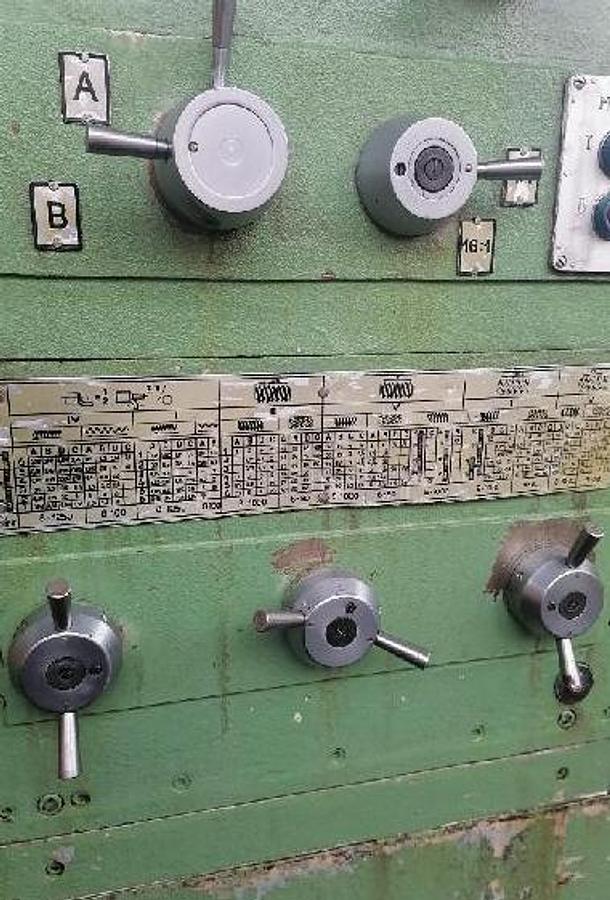 Usato TORNIO RUMENO DA 2000 X 350