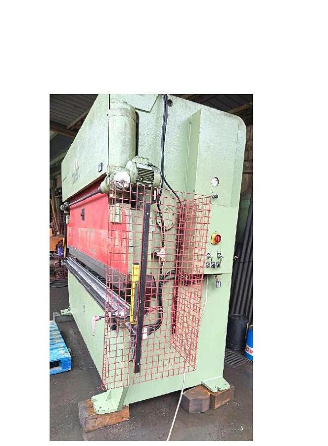 Usato PRESSA PIEGATRICE IDRAULICA BL DA 3000 X 50 TON