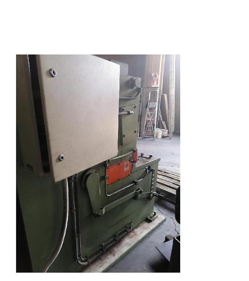 Usato CESOIA ECLAIR/DELEMONT 2000X6