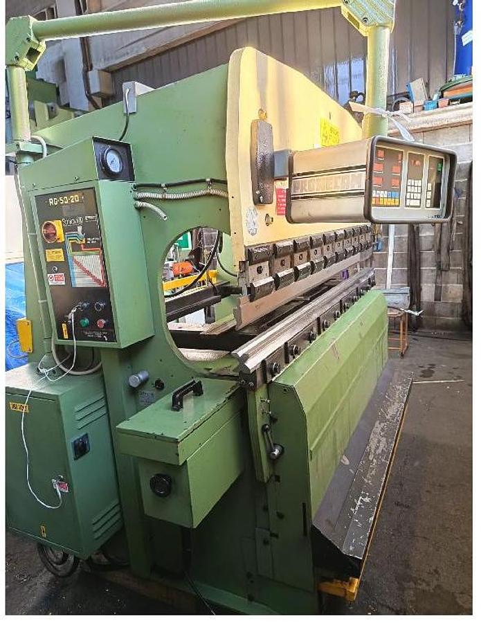 Usato PRESSA PIEGATRICE SCHIAVI RG 50/20 DA 2100 X 50 TON CON SEPA84 CNC MB 3 ASSI