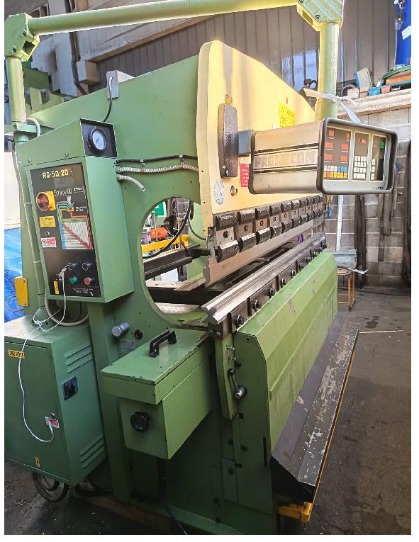 Usato PRESSA PIEGATRICE SCHIAVI RG 50/20 DA 2100 X 50 TON CON SEPA84 CNC MB 3 ASSI