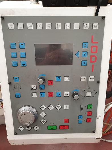 Utilisé Rectifieuse plane Marque LODI type T80.50CN