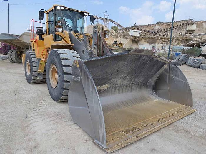 Used 2019 VOLVO L180H