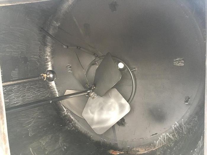 Used 2,000 GALLON MIX TANK – 5 HP – T-304 S/S (#9712)