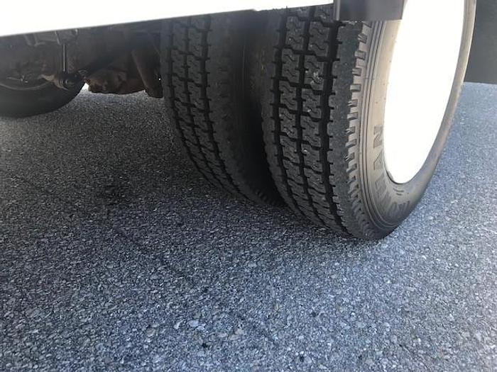 Used Versalift VST40-MH 45ft Bucket Boom on 2015 Ford F550 4x4 Reg Cab Utility Truck – C44902