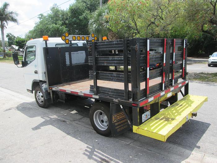 Used 2010 Mitsubishi Fuso Flat-Bed