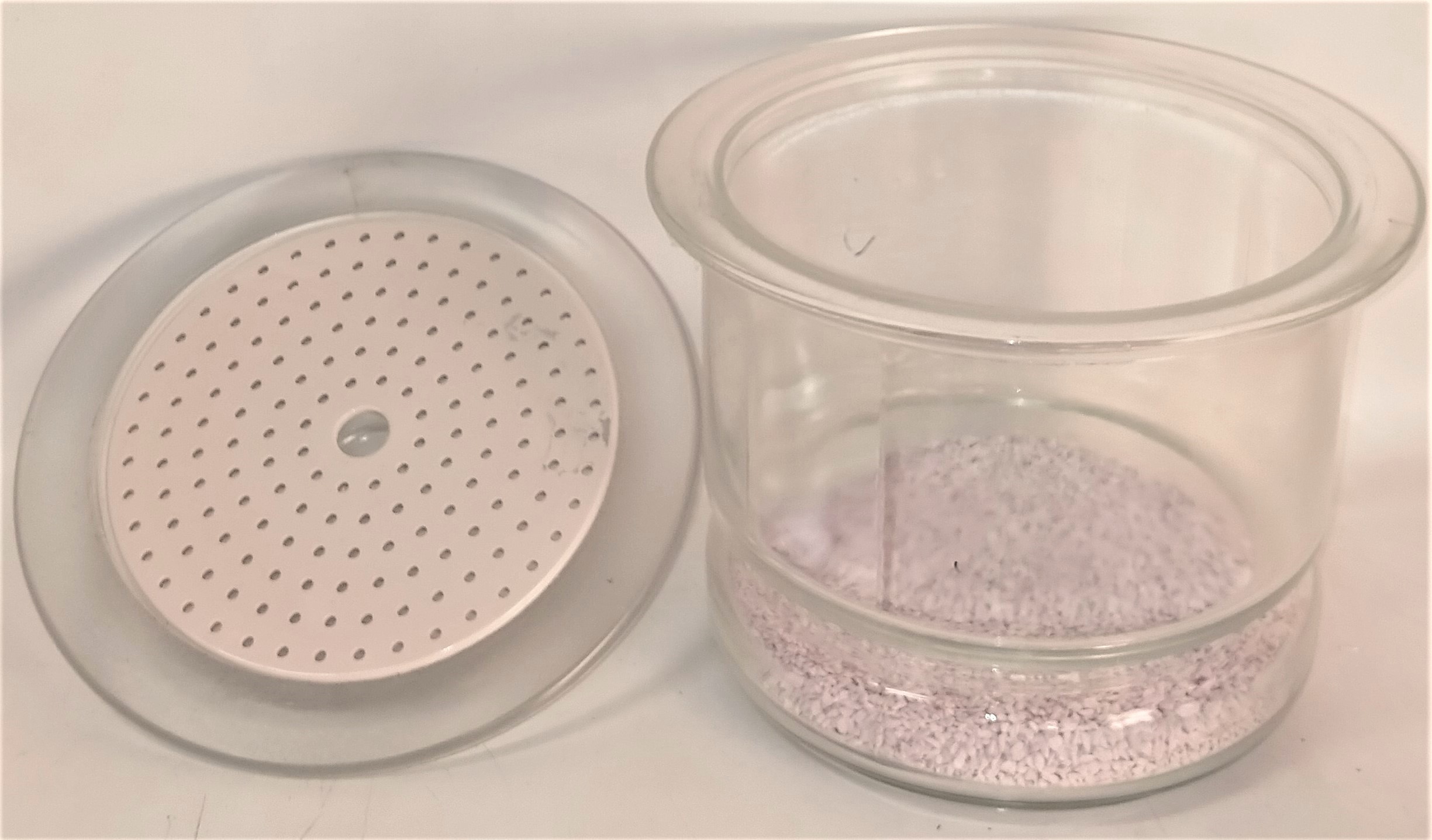 Used Corning PYREX 250 mm ID Glass Desiccator with Coors Plate for Sale