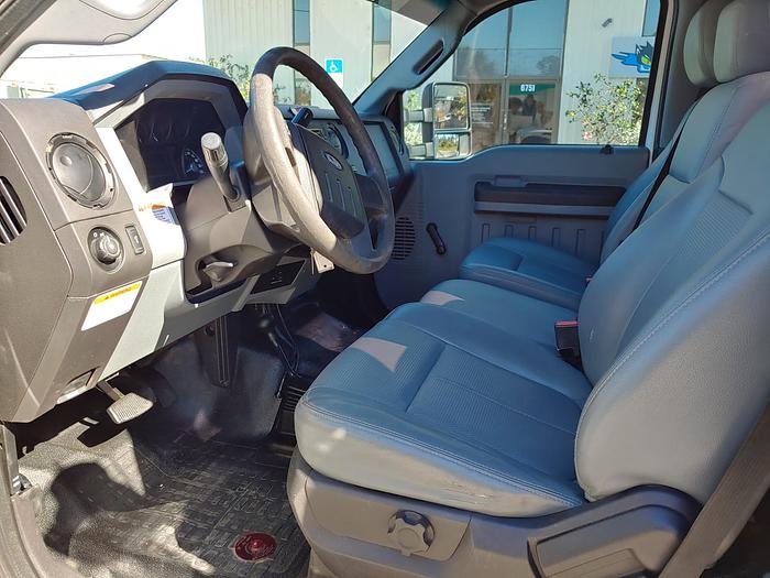 Used Altec AT40-MH 45ft Bucket Boom on 2016 Ford F550 4x4 Reg Cab Utility Truck - 05890