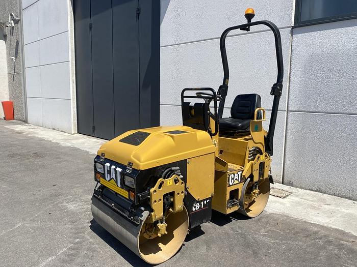 Usato 2007 CATERPILLAR CB 113