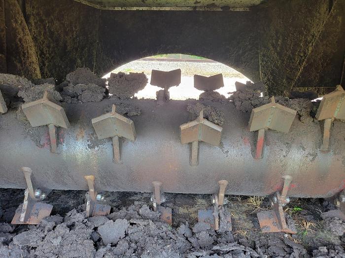 Used 2007 Frontier  FM 18 windrow Turner 