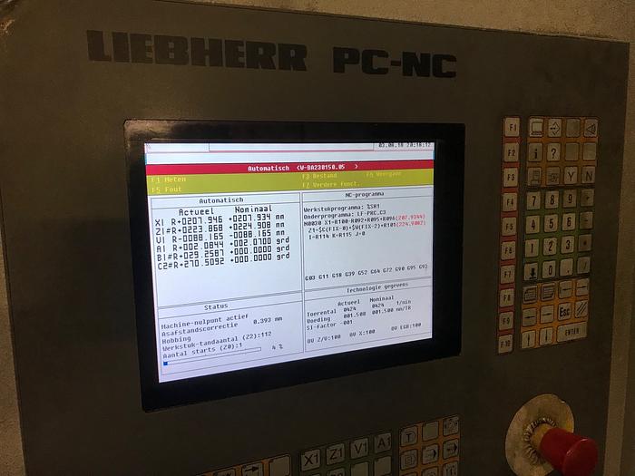 Used 1999 Liebherr LC 382