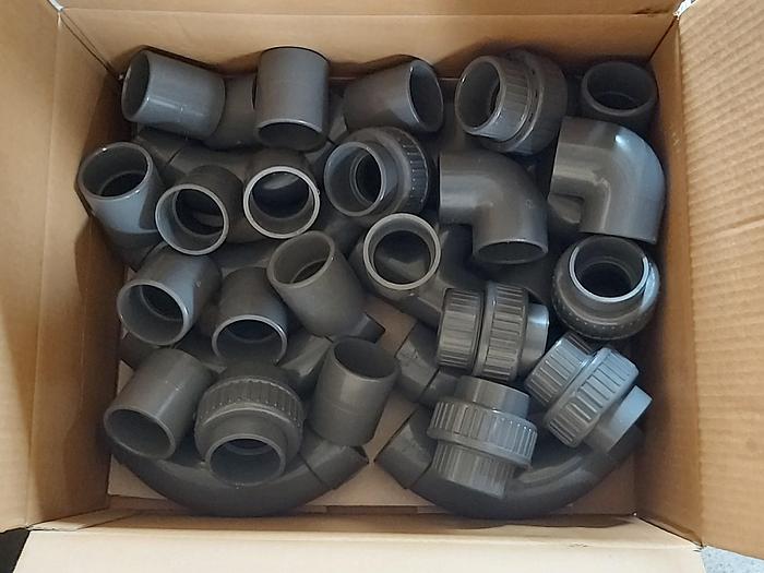 33 Stück Klebefittinge, PVC U, d50mm, DN40, PN 16, GF, neu