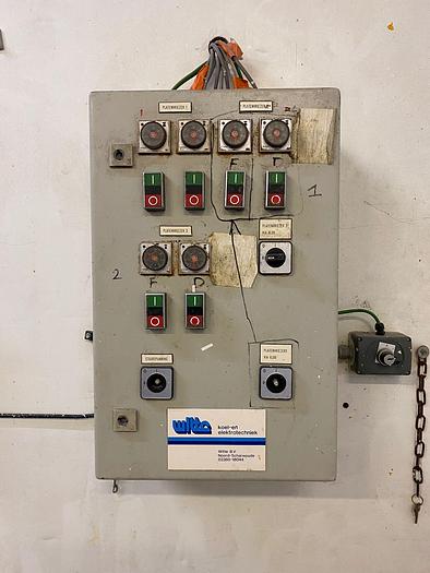 Used 2000 Jackstone horizontal plate freezing system with Linde AG refrigeration pack