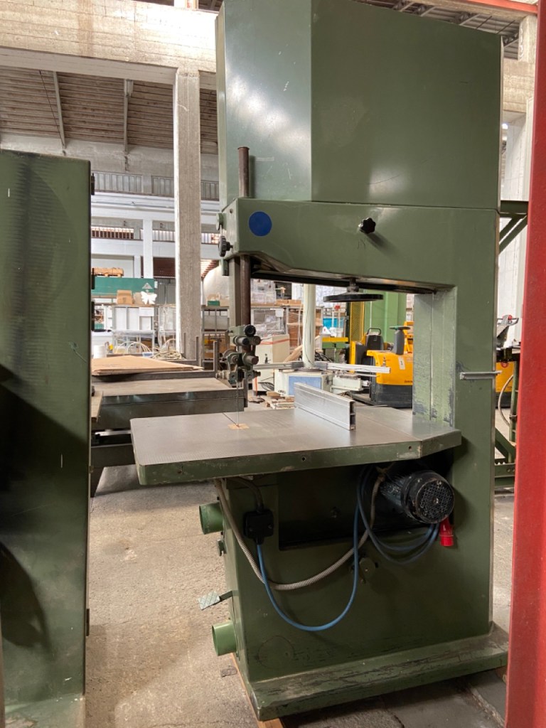 Usato Sega a nastro con motore 7,5 HP