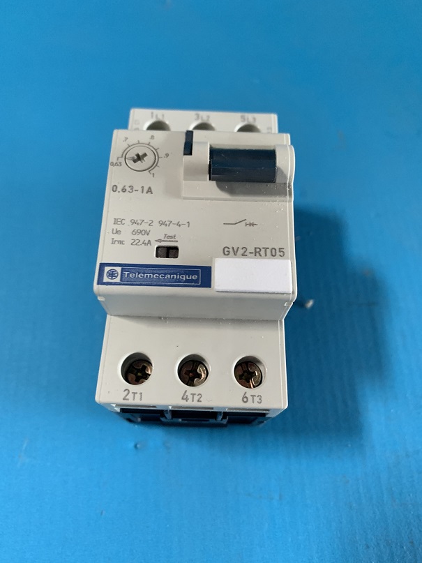 Used Telemecanique Motor Circuit Breaker GV2-RT05