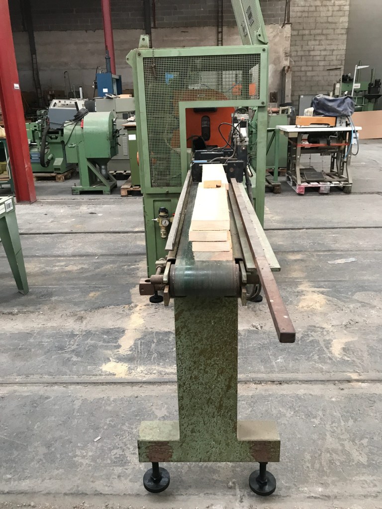 Usato Sega circolare troncatrice marca Bottene