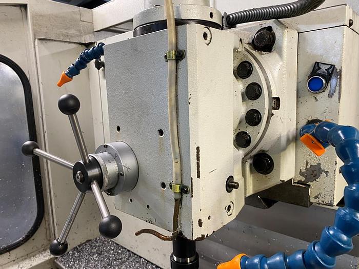 Used 1994 Mikron UME 560 3 Axis Machine CNC Milling Machine