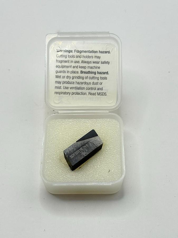 Used Kennametal 5213401 KD1400 Milling Insert – NEW – OEM Carbide