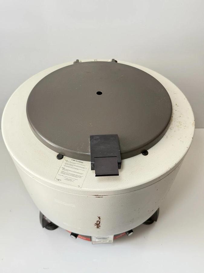 Used DAMON/IEC Division IEC HN-SII Oil Separation Centrifuge Model: HNS II