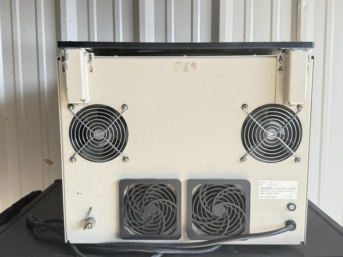 Used The Silent Solution Silencer 2200 Centrifuge System with Rotor