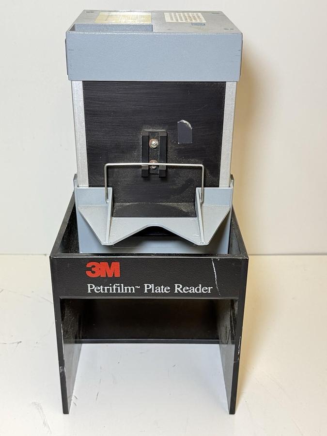 Used 3M Petrifilm Plate Reader 6499