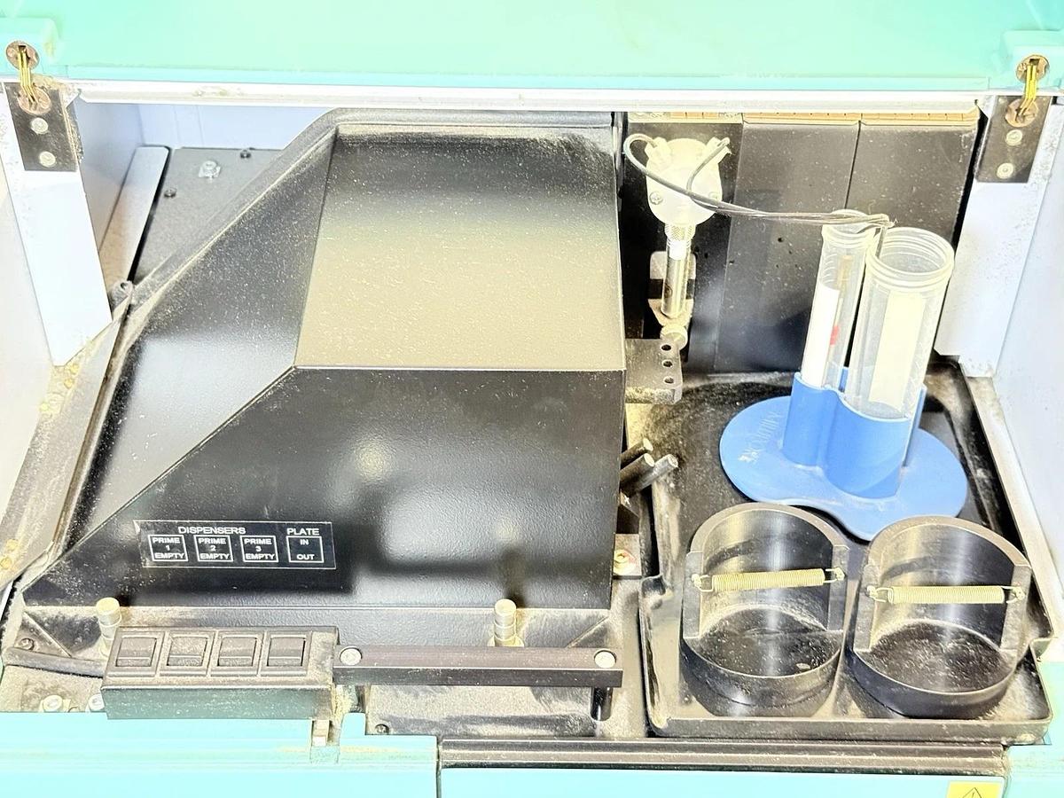 Used Thermo Electron 5300170 Luminoskan Ascent Microplate Luminometer Type 392