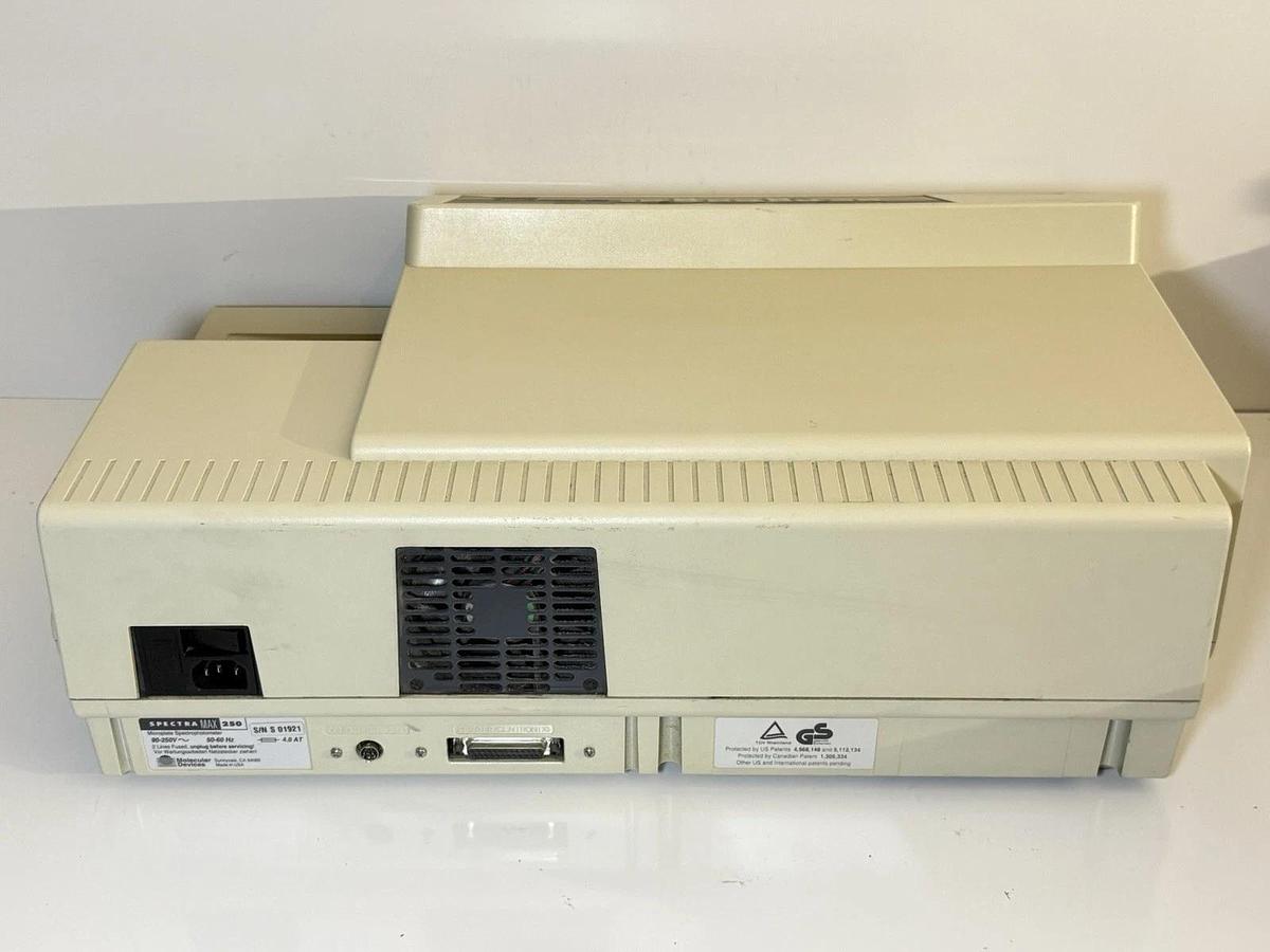 Used Molecular Devices Spectra max 250 Microplate Spectrophotometer