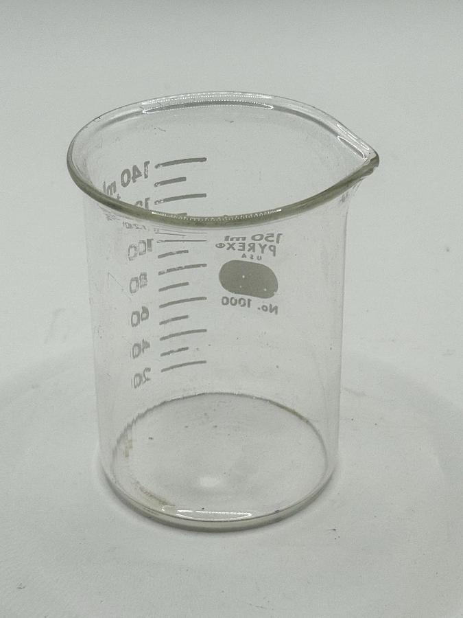 Used Pyrex Vintage Glass Laboratory Graduated Beaker No. # 1000 Dripless Beaker 150ml