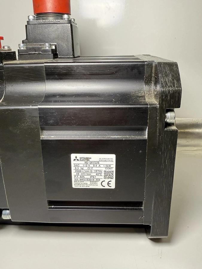 NEW Mitsubishi Electric - AC Servo Motor HG-SR152B HGSR152B