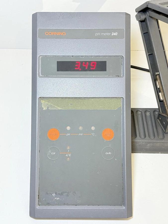 Used Corning Science Products - pH Meter 240 M240