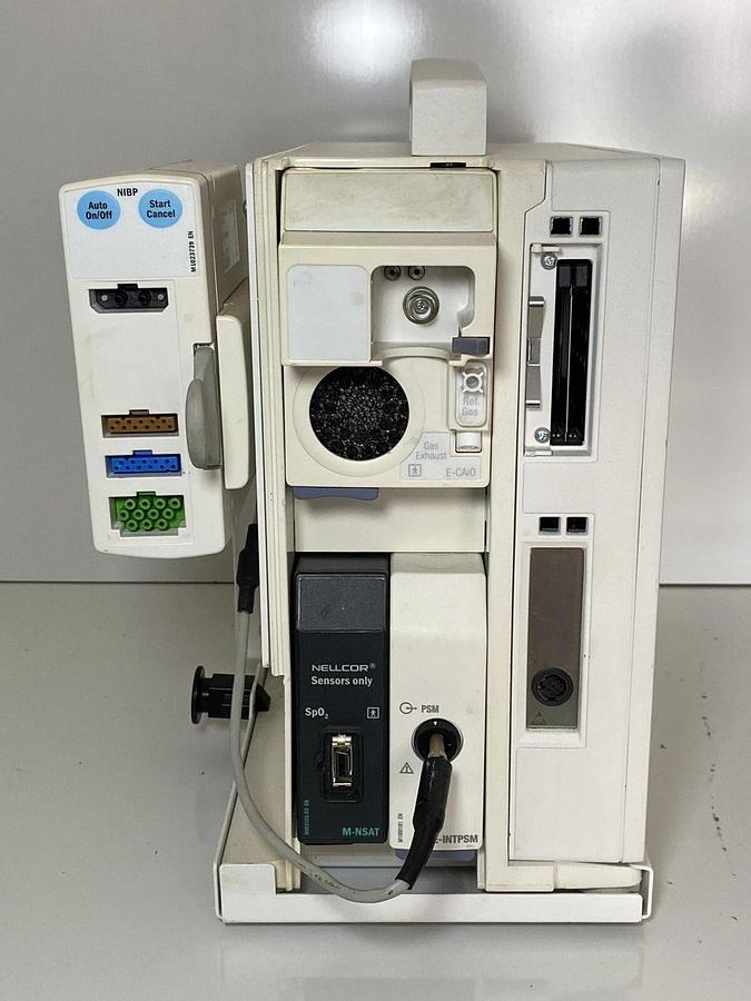 Used GE Datex-Ohmeda F-CM1-04 F-CMC1-04 Monitor With Modules