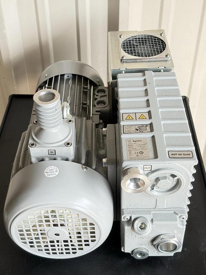 Used Agilent Technologies MS40+ RVP Rotary Vane Pump G1960-80040