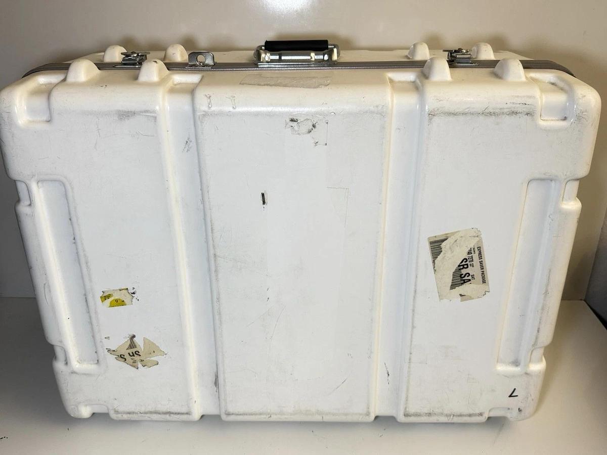 Used Parker Plastics Heavy Duty Shipping Container Hard Storage Case W/ Foam 27x20x13