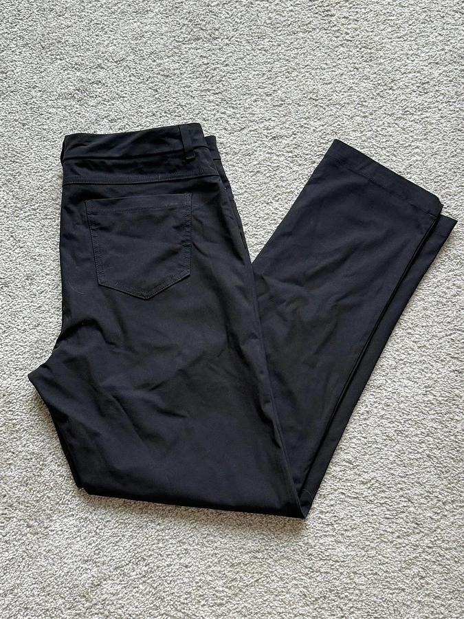 Used VRST Commuter Black Pant Mens 5 Pocket Athletic 35 x 34
