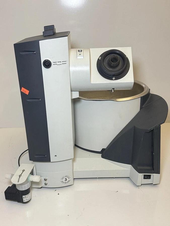 Used Heidolph Basis Hei-VAP ML Rotary Evaporator with Heizbad Hei-VAP Bath