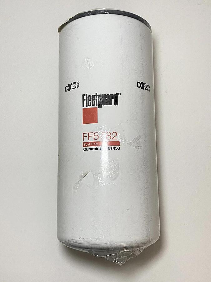 Used Fleetguard FF5782 Fuel Filter Cummins 2881458 - NEW/SEALED