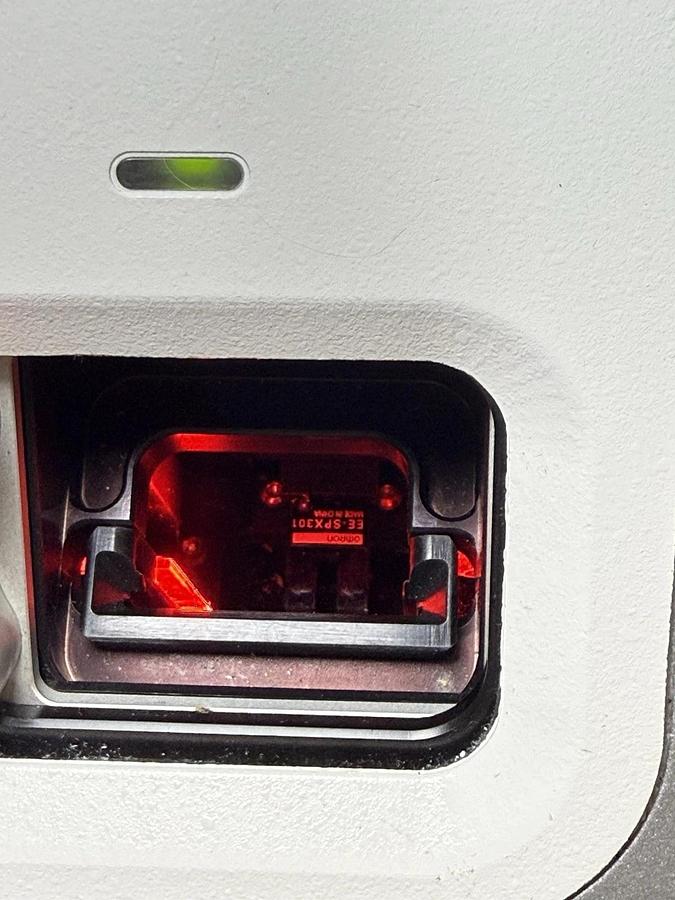 Used Nanosphere Verigene Processor SP Benchtop Analyzer 10-0000-07 + Luminex Reader