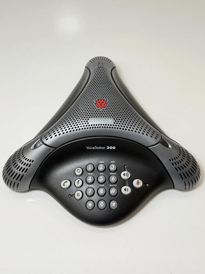 Used Polycom Voice Station 300 Conference Phone w/ Accessories