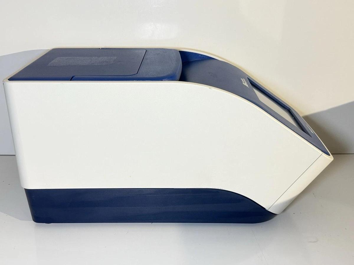 Used Applied Biosystems Veriti 96-well Thermal Cycler PCR 9902