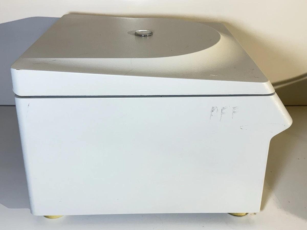 Used Eppendorf 5417C High Speed Digital Centrifuge with F45-30-11 Rotor
