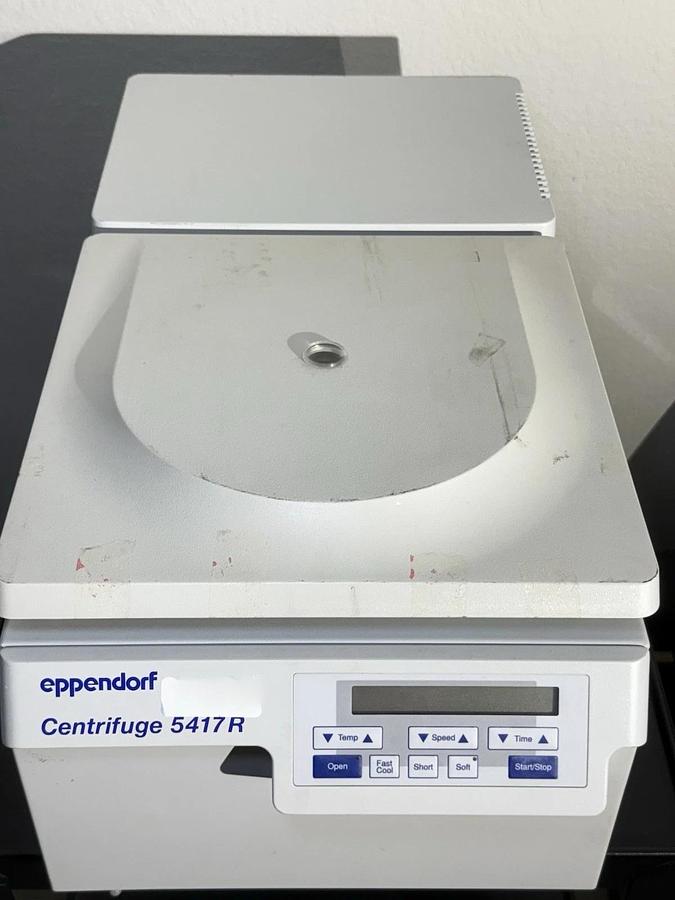 Used Eppendorf 5417R Refrigerated Centrifuge w/Rotor F45-30-11
