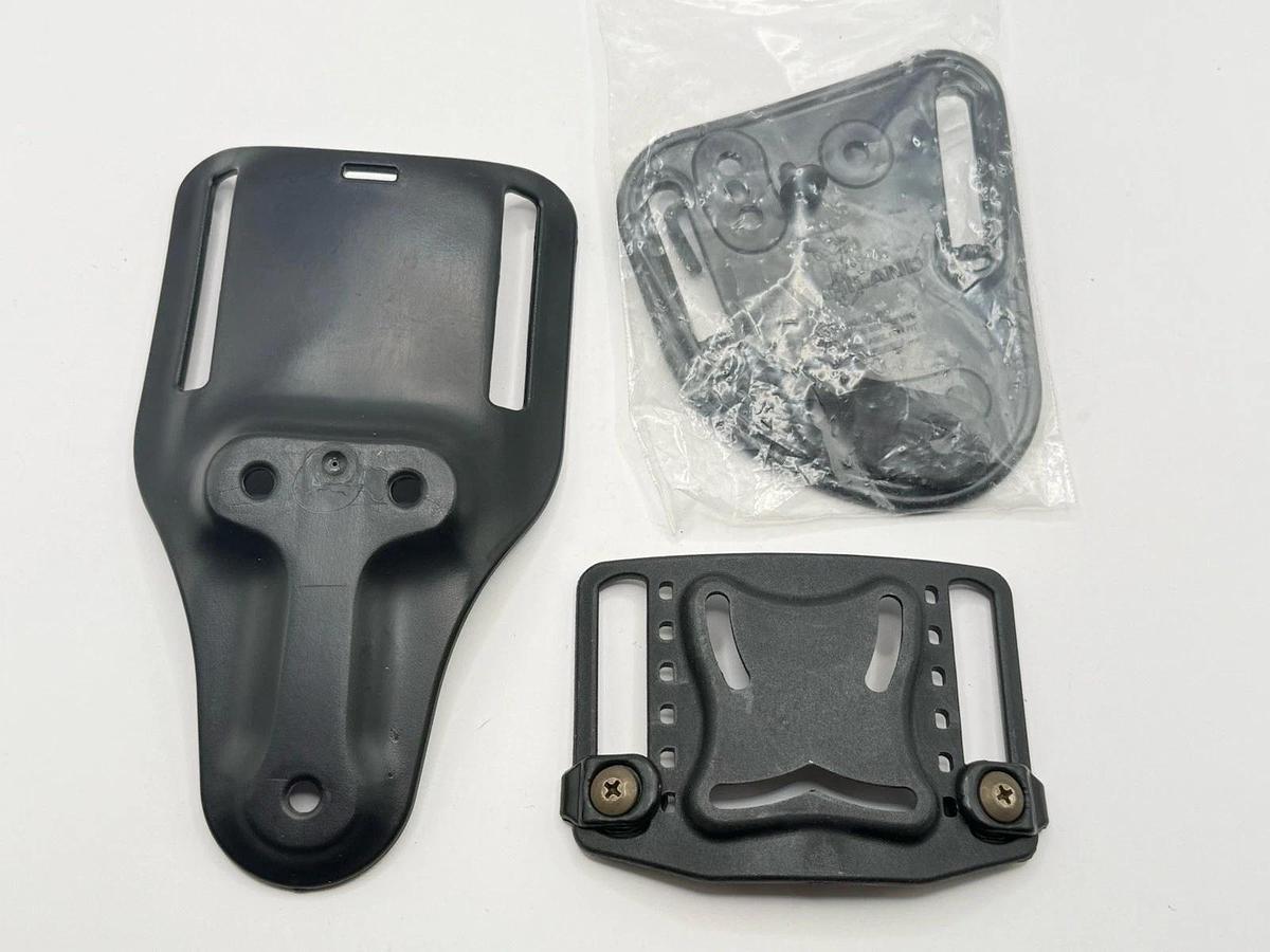 Used Safariland & BLACKHAWK Bundle of 3 Belt loop attachment Holsters 2100298